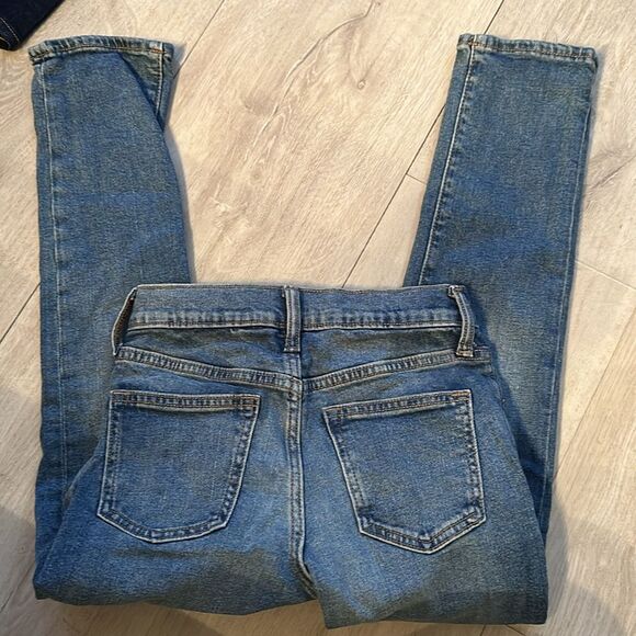 Old navy skinny built in flex blue jeans size 8 - Picture 3 of 4